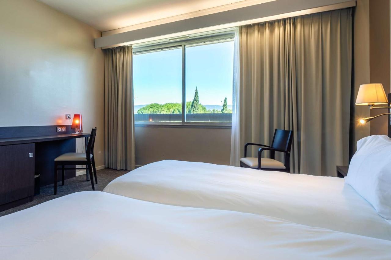 Best Western Sevan Parc Hotel Pertuis Exterior photo