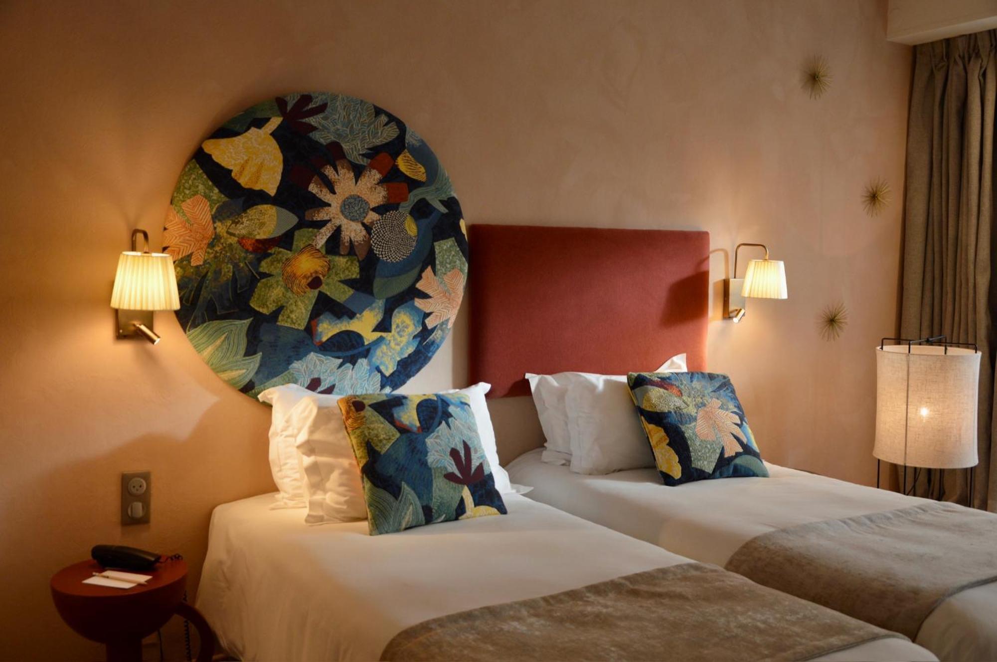 Best Western Sevan Parc Hotel Pertuis Exterior photo